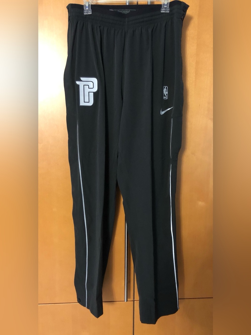 Nike Detroit Pistons Player Issue Warm Up Tearaway Pants US XL-T 907510-014 NBA